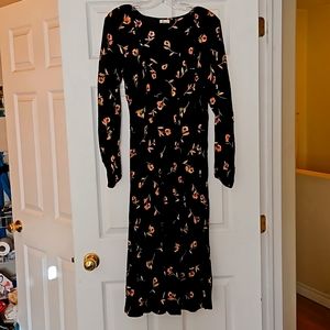 Billabong Dress size m black floral midi length